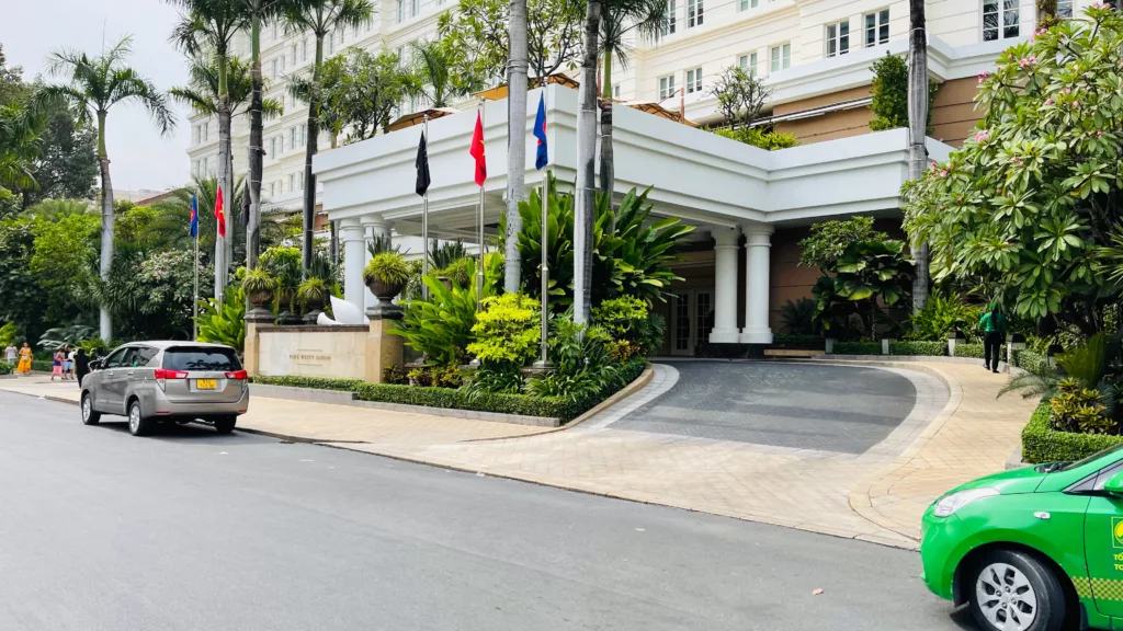 Review: A Quick Stay at the Park Hyatt Saigon, Ho Chi Minh City 1 Park Hyatt Saigon main entrance