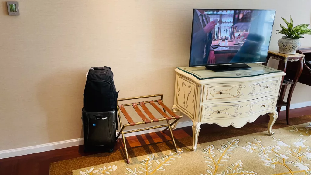 Review: A Quick Stay at the Park Hyatt Saigon, Ho Chi Minh City 19 Park Hyatt Saigon tv and luggage stand