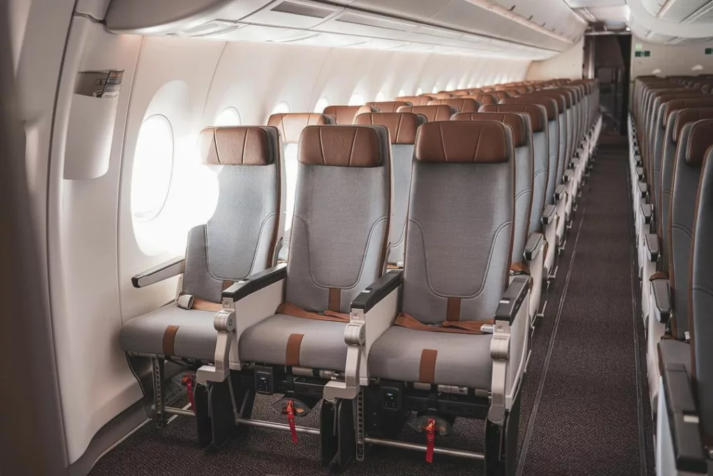 Starlux Airlines Unveils A350 Aircraft with #JXRunway Photoshoot 17 Starlux Airlines A350 Economy Class