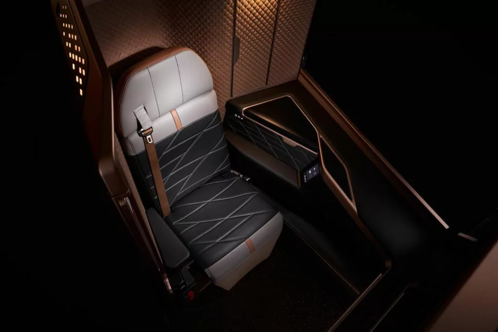 Starlux Airlines Unveils A350 Aircraft with #JXRunway Photoshoot 43 Starlux Airlines A350 First Class