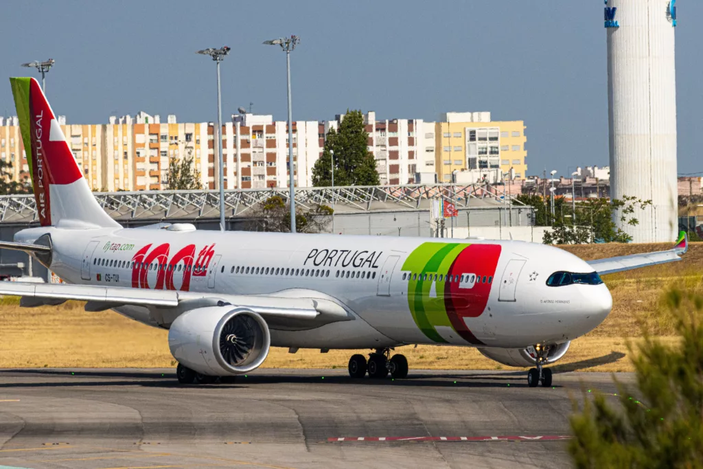 TAP a330neo taxiing for takeoff