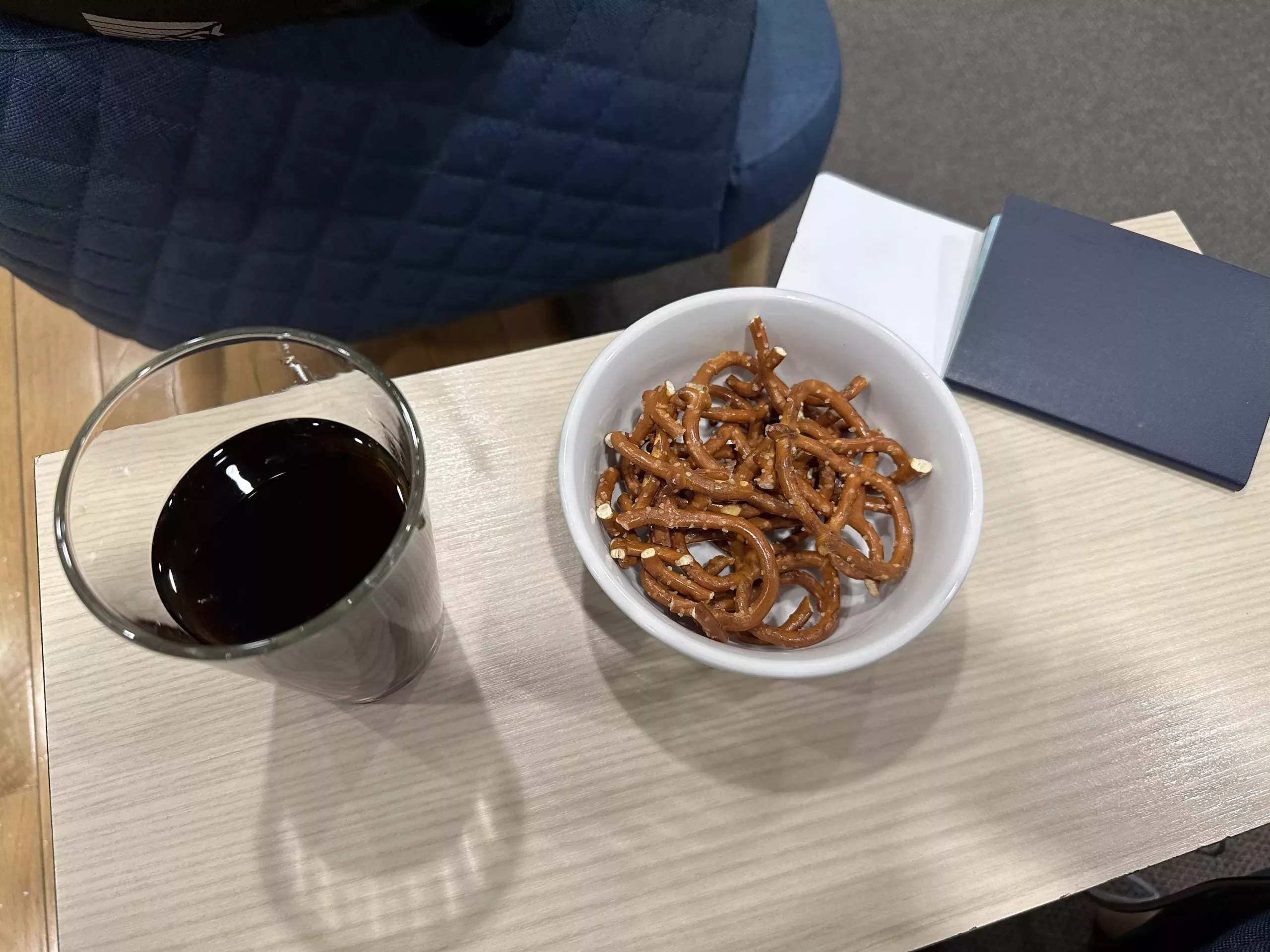 SAS Lounge Newark - kosher friendly snacks
