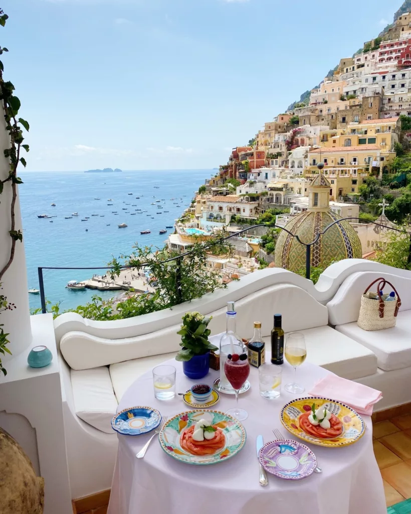 La Sponda at Le Sirenuse 1 - best rooftop bars in positano