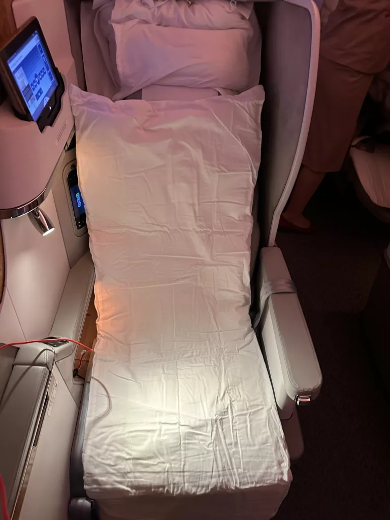 Emirates business class seat