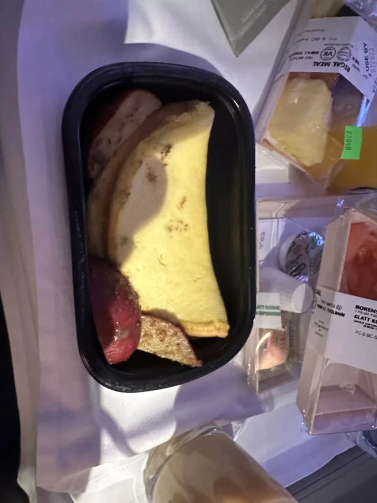 Emirates business class kosher breakfast