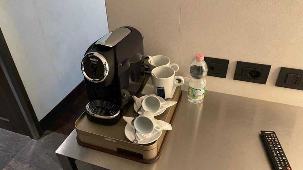 Hyatt Centric Milan Centrale coffee machine