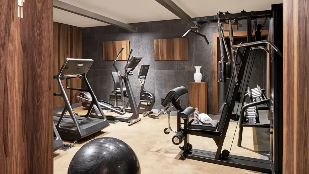 Hyatt Centric Milan Centrale gym 2 - Hyatt Centric Milan Centrale