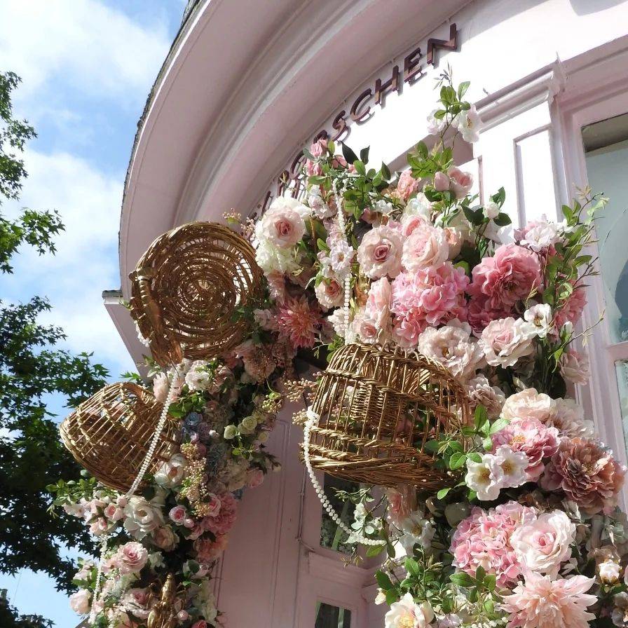 Peggy Porschen Cakes London - best photo spots in London