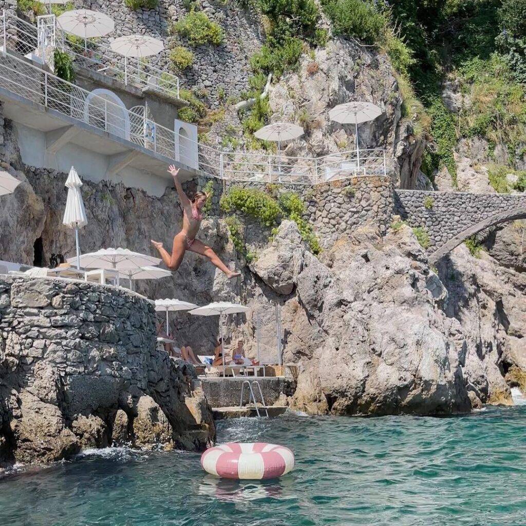 Best hotel pools on the Amalfi Coast - Hotel Miramalfi