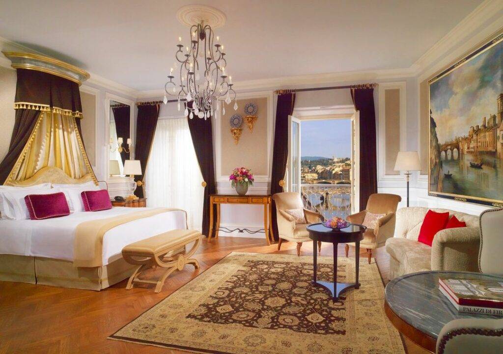 St Regis Firenze - Suite Night Award