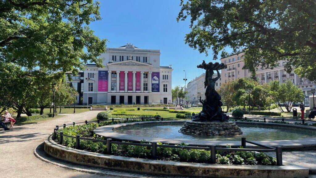 Latvian National Opera Riga Photo Spots - Riga,Photo spots,Instagram